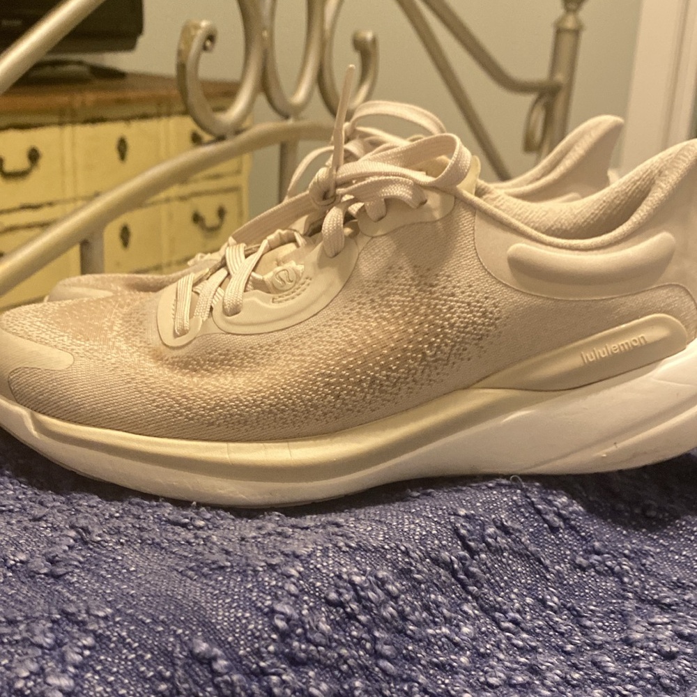 lululemon athletica Women's Beige Sneakers